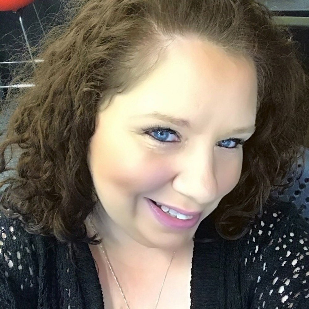 Meet your Posher, Lori